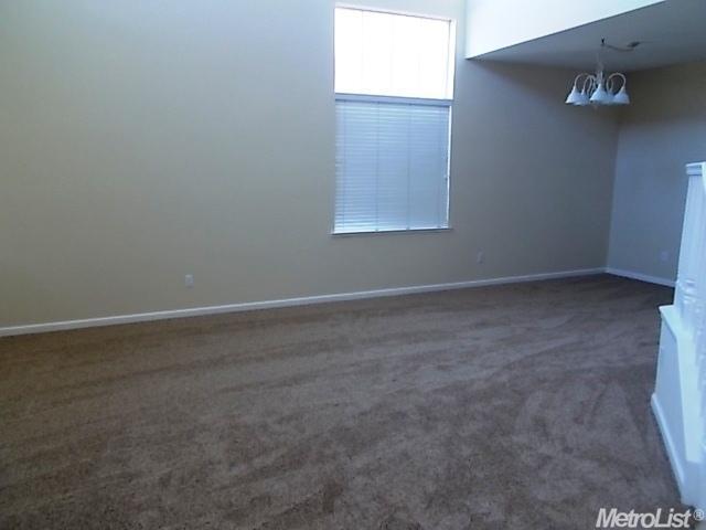 1102 Moonbeam Way, Turlock, CA 95382 photo 5