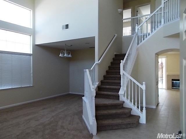 1102 Moonbeam Way, Turlock, CA 95382 photo 4