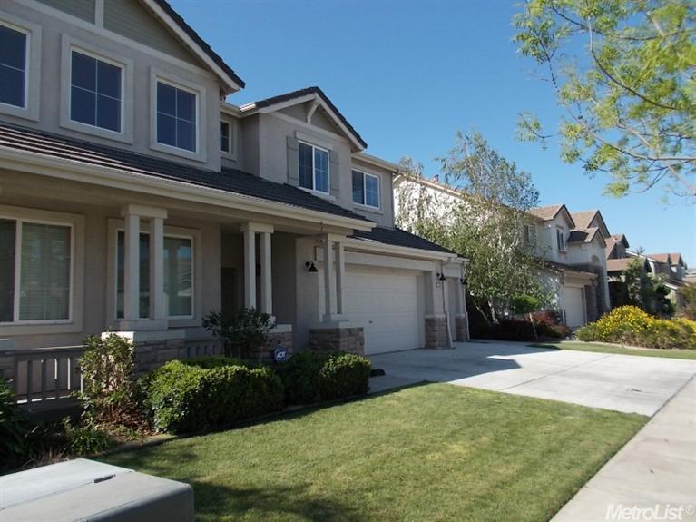 1102 Moonbeam Way, Turlock, CA 95382 photo 2