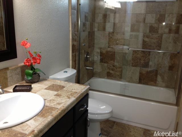 1209 Lillian, Modesto, CA 95355 photo 8