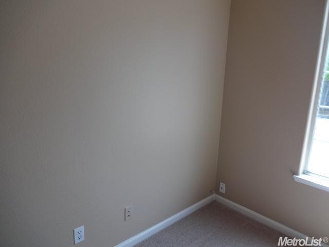 8301 Deer Spring Cir, Antelope, CA 95843 photo 17