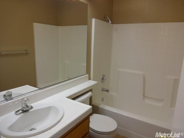 8301 Deer Spring Cir, Antelope, CA 95843 photo 15