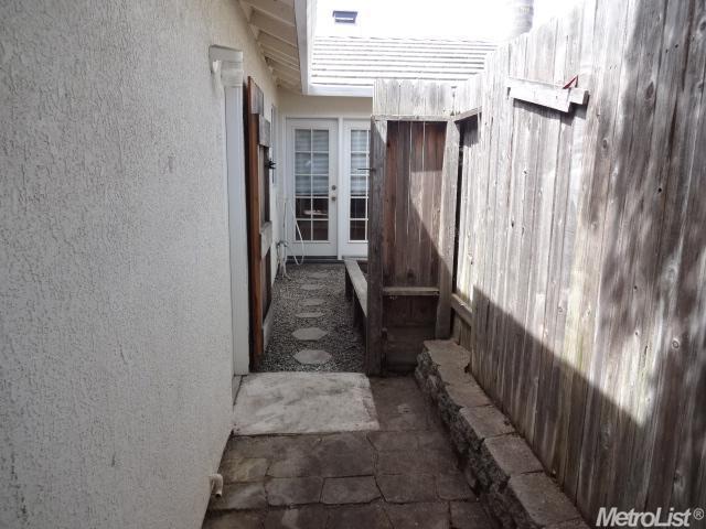 8301 Deer Spring Cir, Antelope, CA 95843 photo 23
