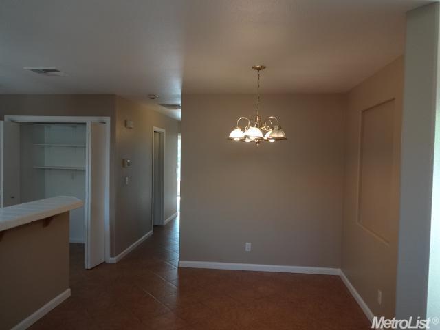 8301 Deer Spring Cir, Antelope, CA 95843 photo 13