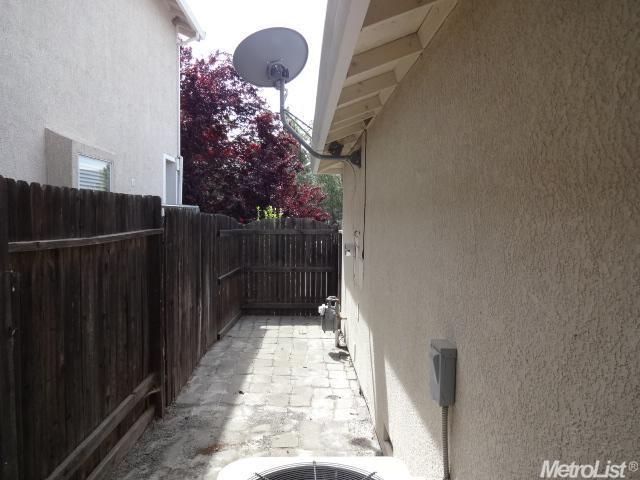8301 Deer Spring Cir, Antelope, CA 95843 photo 22