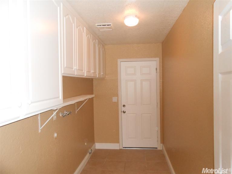 9175 Pershing Ave, Orangevale, CA 95662 photo 17