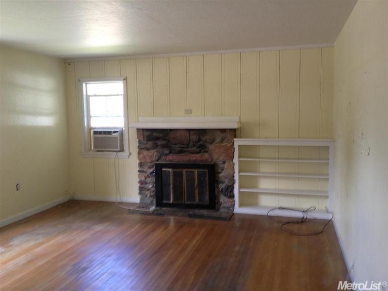 417 2nd, Winters, CA 95694 photo 2