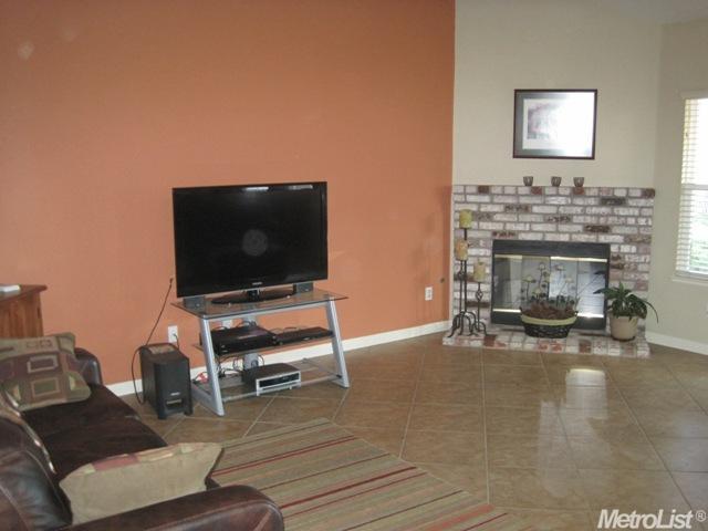 3604 Glencrest Dr, Modesto, CA 95355 photo 5