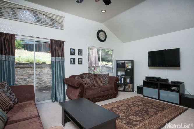 8201 Bellsbrae Dr, Antelope, CA 95843 photo 7