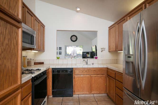 8201 Bellsbrae Dr, Antelope, CA 95843 photo 10