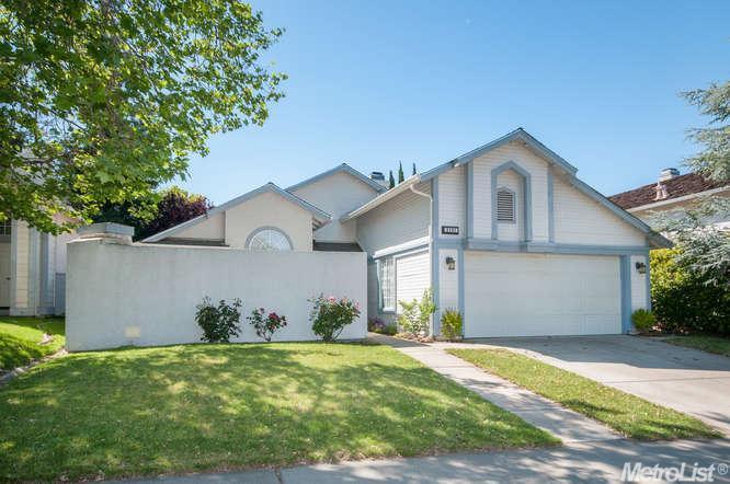 8201 Bellsbrae Dr, Antelope, CA 95843 photo 1