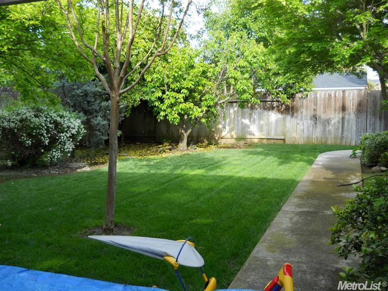 1633 Montclair Dr, Modesto, CA 95350 photo 5