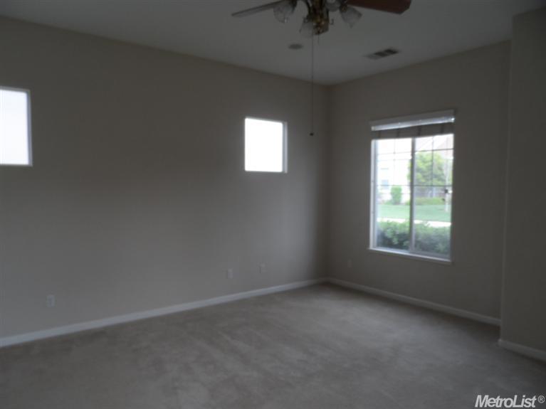 1653 Windy Cove Ln, Ripon, CA 95366 photo 9