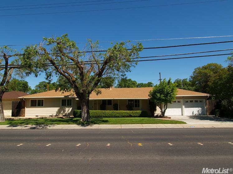 153 Norwegian Ave, Modesto, CA 95350 photo 1