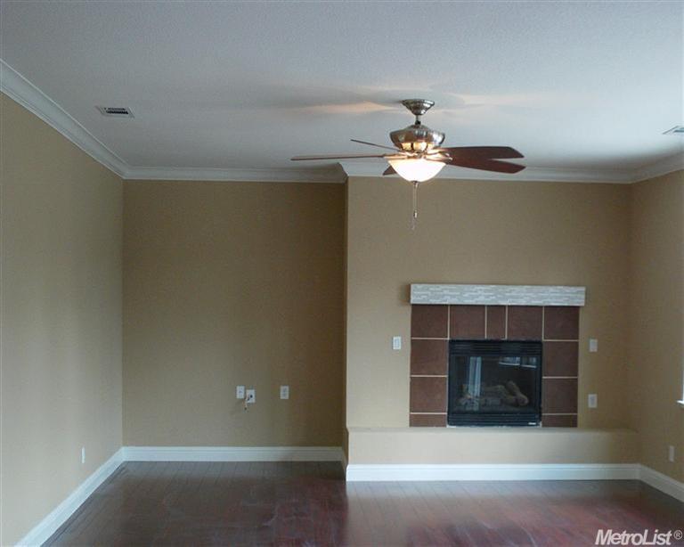 1285 W Springer, Turlock, CA 95382 photo 3