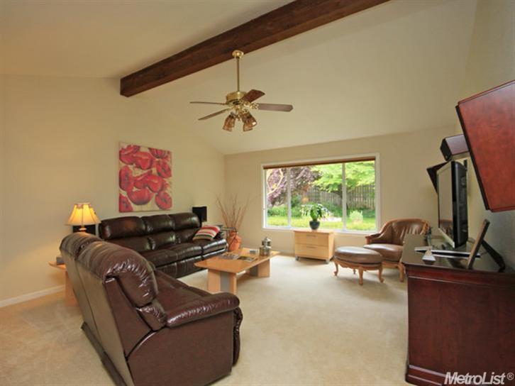 3237 Max Ct, Carmichael, CA 95608 photo 4