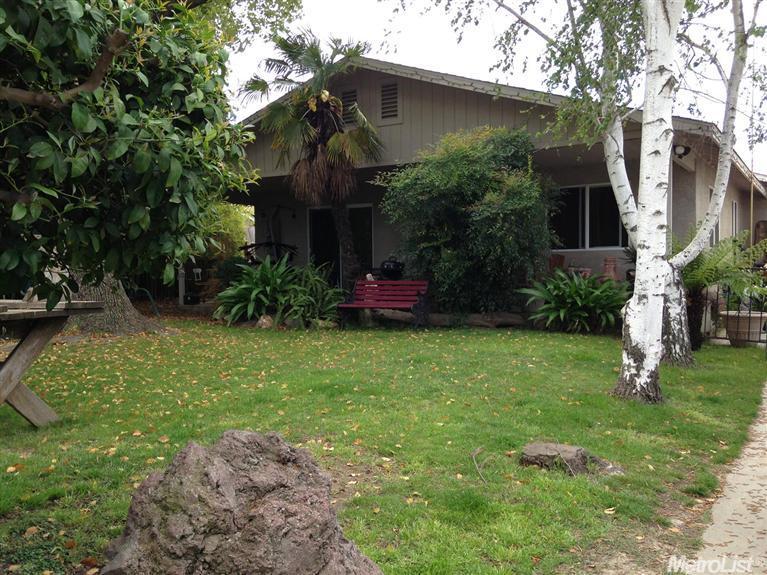 1905 Vernon Ave, Modesto, CA 95351 photo 1