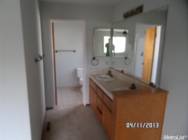 2608 Pine Grove Pl, Modesto, CA 95355 photo 9