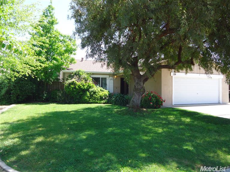 554 Dixie Ln, Ripon, CA 95366 photo 1