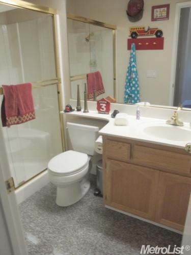 1642 Ramona Ct, Ripon, CA 95366 photo 9