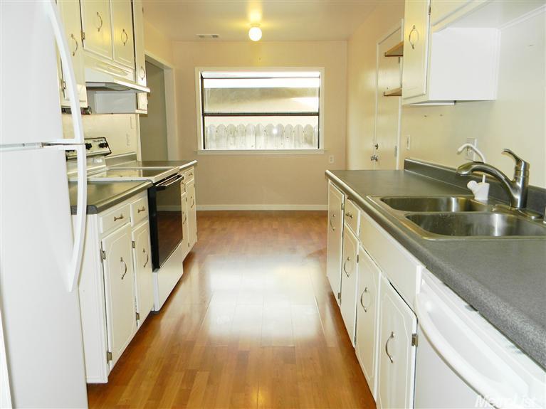 2833 Loyola Dr, Davis, CA 95618 photo 13