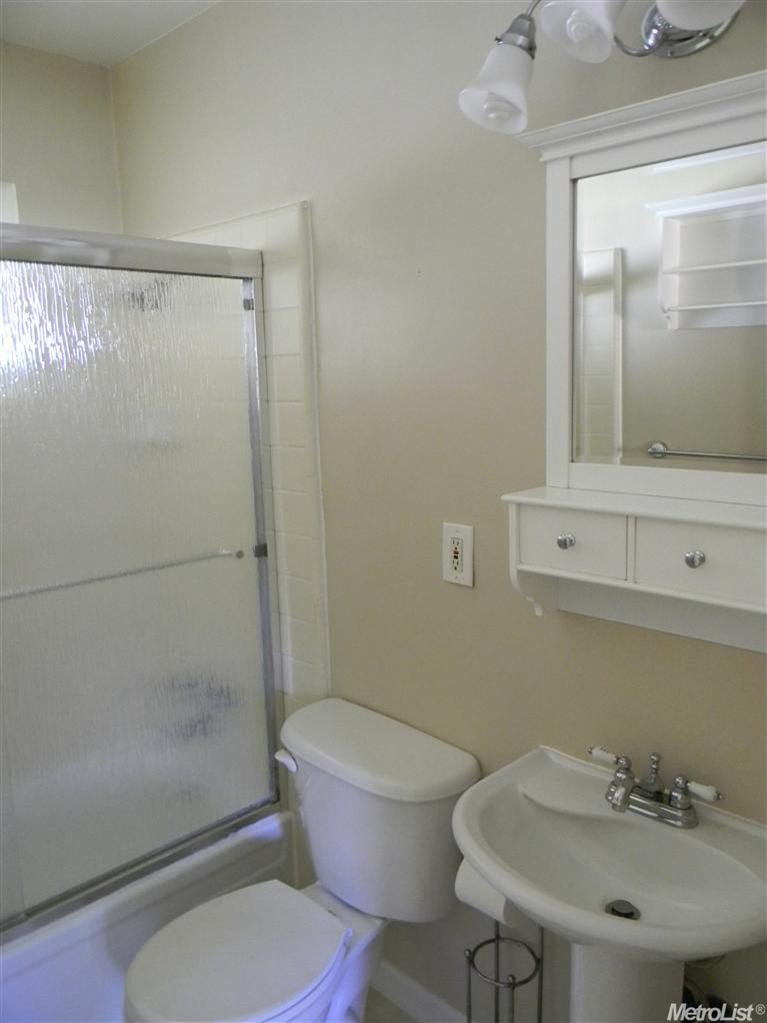 2833 Loyola Dr, Davis, CA 95618 photo 3