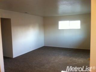 1928 Sequoia St, Ceres, CA 95307 photo 3