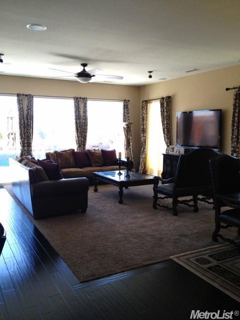 822 7th St, Ripon, CA 95366 photo 3