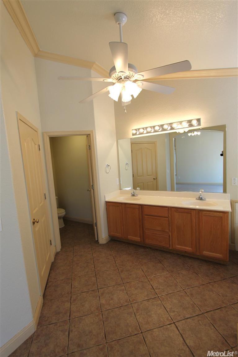 7905 Tetotom Park, Antelope, CA 95843 photo 13