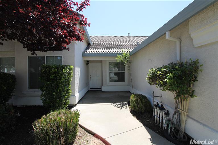 7905 Tetotom Park, Antelope, CA 95843 photo 2