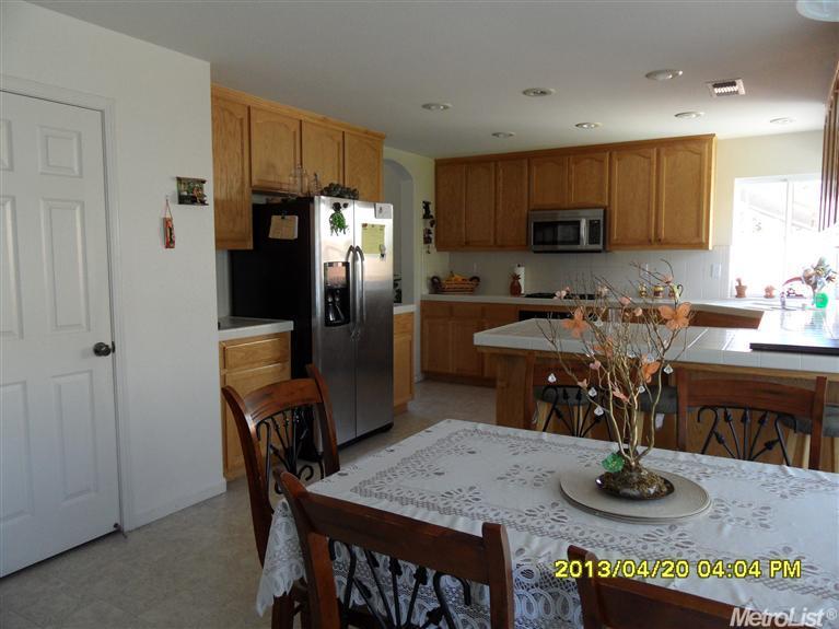 1072 Fishback Rd, Manteca, CA 95337 photo 5