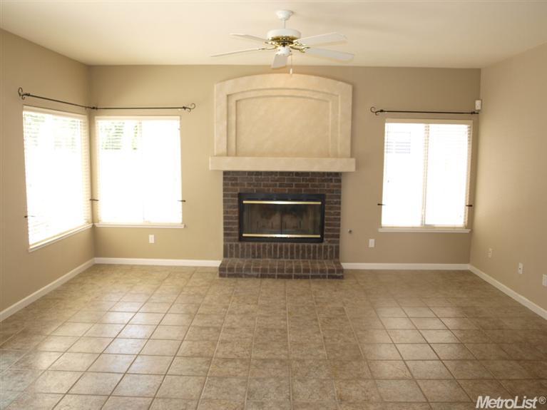 1413 Humbug Crk, Folsom, CA 95630 photo 4