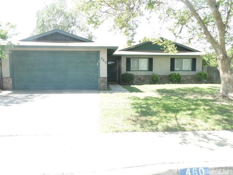 460 E Zeering Rd, Turlock, CA 95382 photo 1