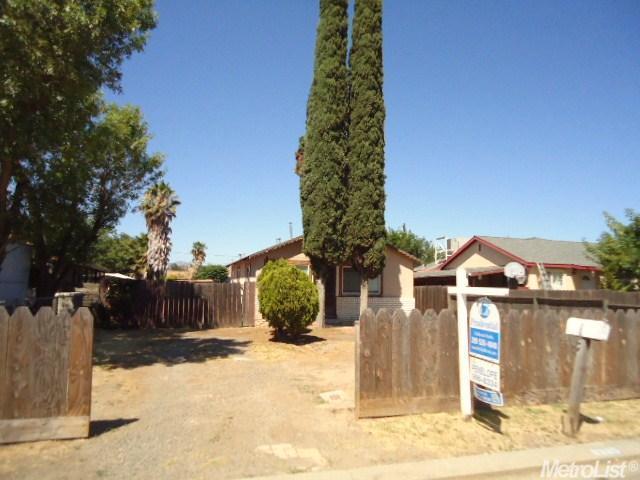 8809 Smith St, Patterson, CA 95363 photo 1