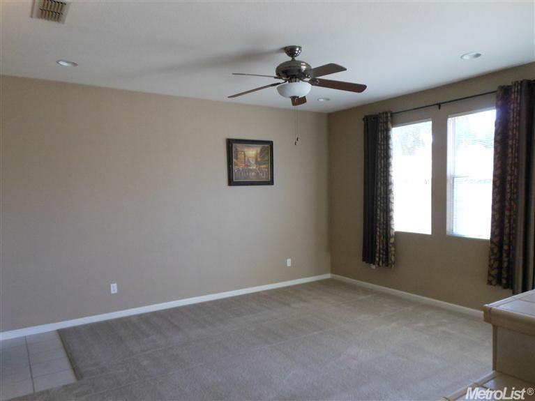 1220 Cliff Swallow Dr, Patterson, CA 95363 photo 4