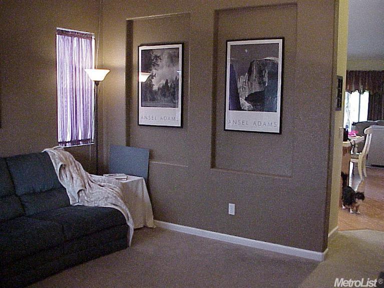 1364 Crossroads Dr, Tracy, CA 95377 photo 3