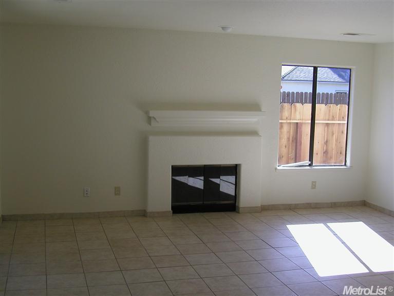 2005 Roble Ave, Modesto, CA 95354 photo 3