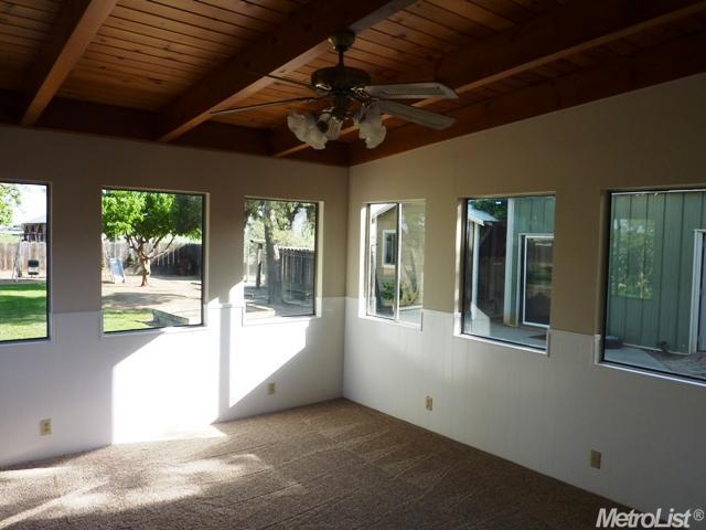 806 Lemon Ave, Patterson, CA 95363 photo 10