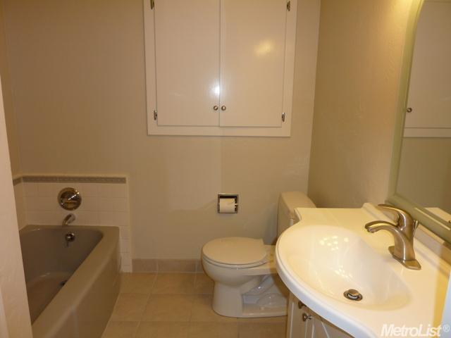 806 Lemon Ave, Patterson, CA 95363 photo 16