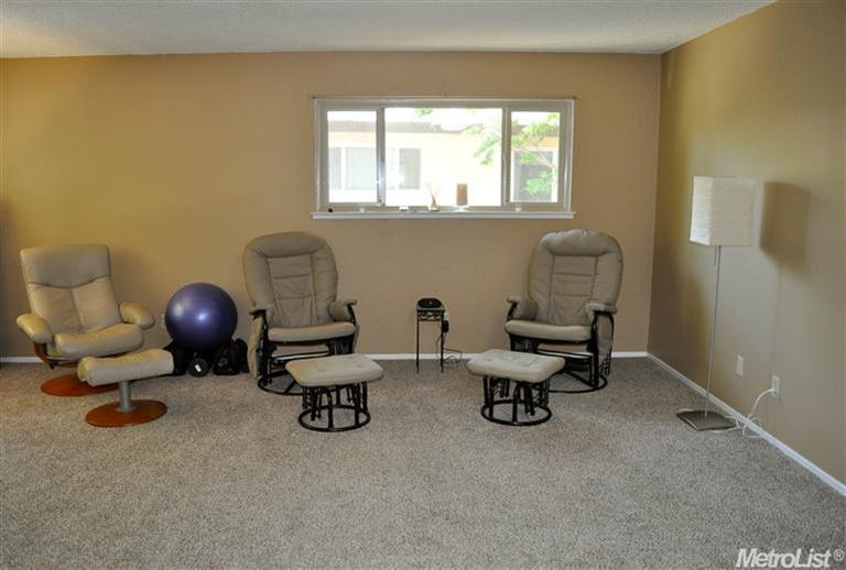 2810 Pole Line Rd #4, Davis, CA 95618 photo 4