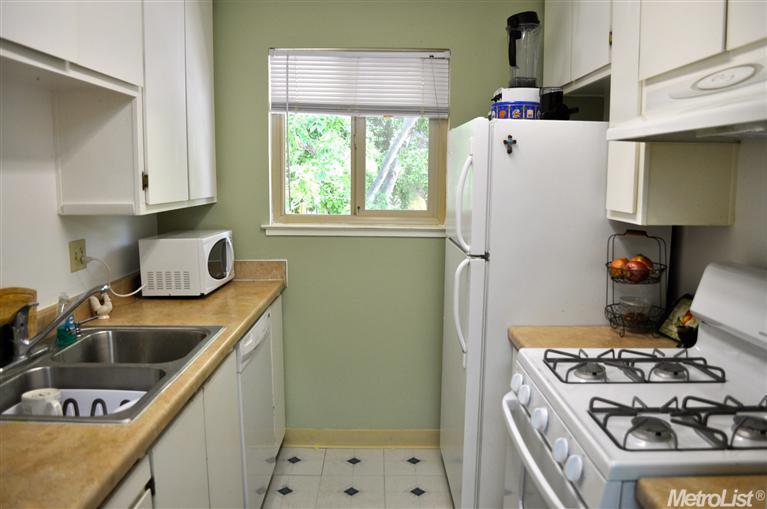 2810 Pole Line Rd #4, Davis, CA 95618 photo 5