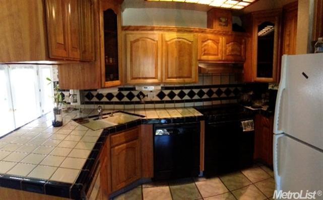 7657 Hazlenut, Newark, CA 94560 photo 2