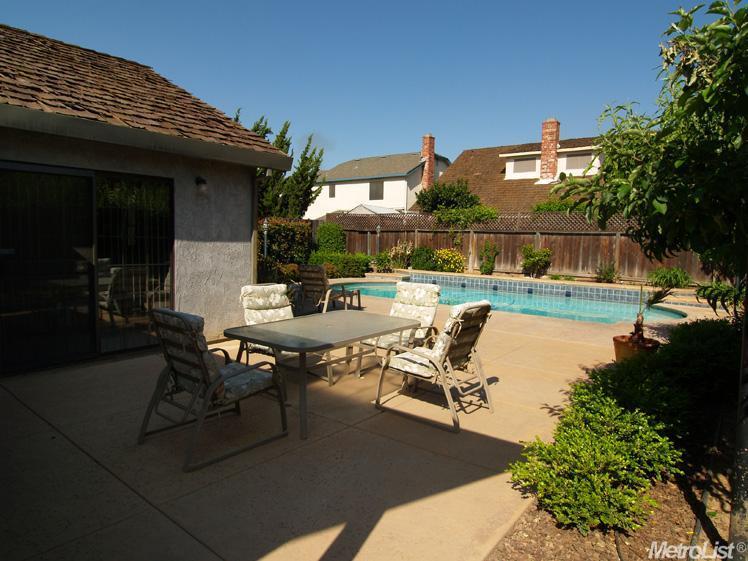 1604 Pantaleo Dr, Modesto, CA 95355 photo 17