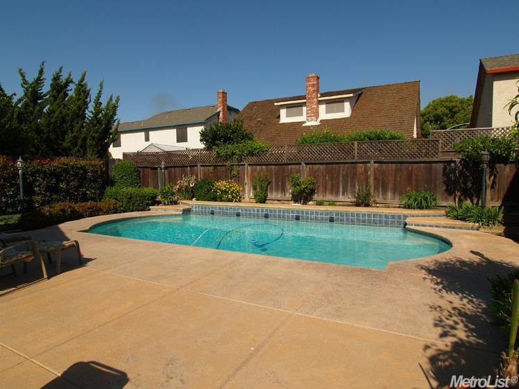 1604 Pantaleo Dr, Modesto, CA 95355 photo 18