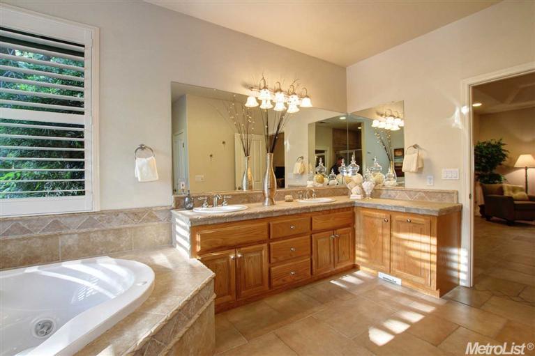5521 Locust Ave, Carmichael, CA 95608 photo 18