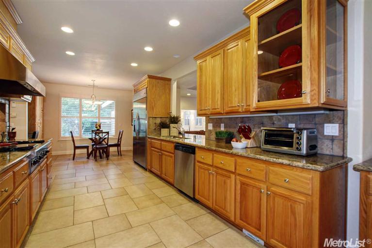 5521 Locust Ave, Carmichael, CA 95608 photo 10