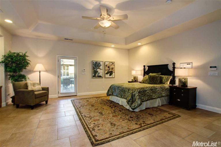 5521 Locust Ave, Carmichael, CA 95608 photo 16