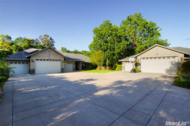 5521 Locust Ave, Carmichael, CA 95608 photo 1