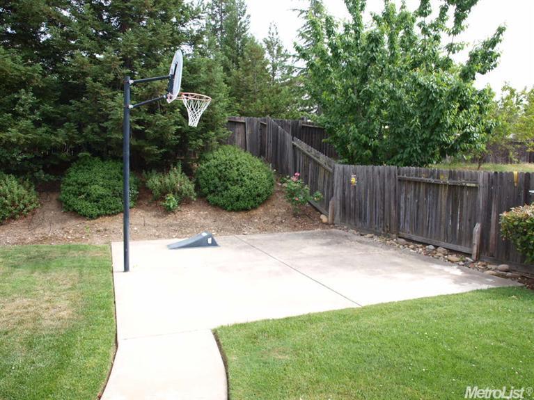 218 Luna, Folsom, CA 95630 photo 14