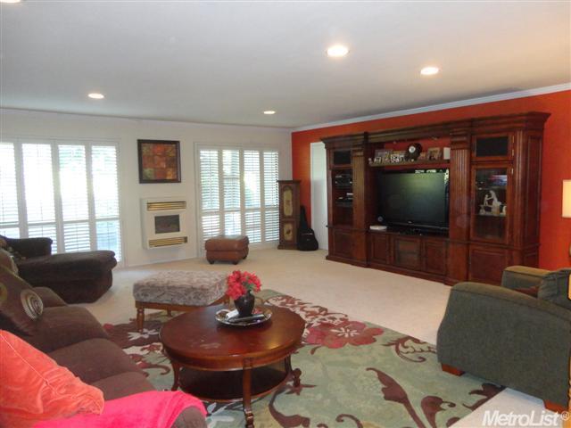 402 Riverview Dr, Auburn, CA 95603 photo 7